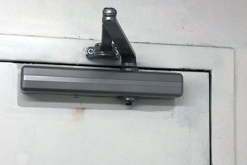 what makes a door closer ADA compliant?